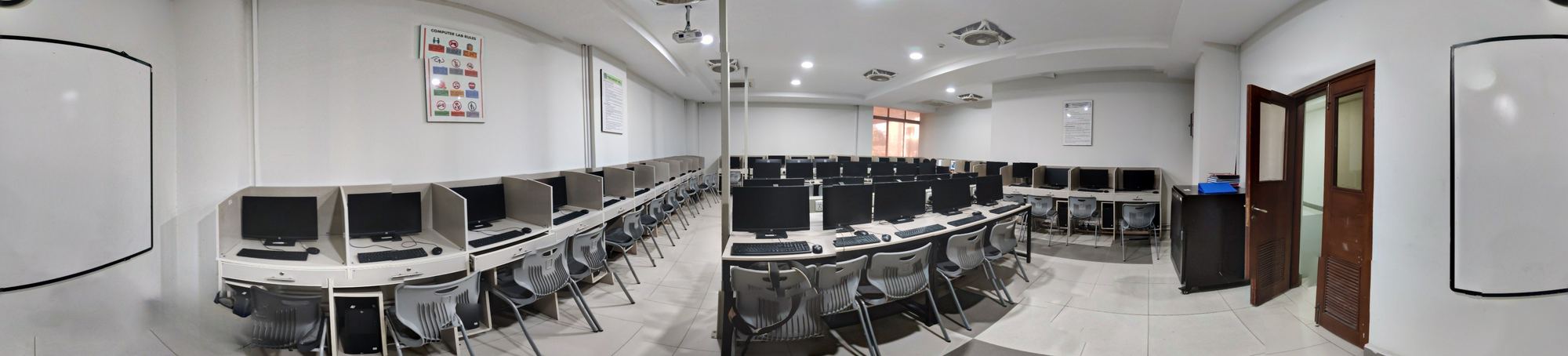 A 360° view of the NUTECH computer lab. A marked rectangle covers less than a fifth of it: the slice a single wide-angle photograph captures.